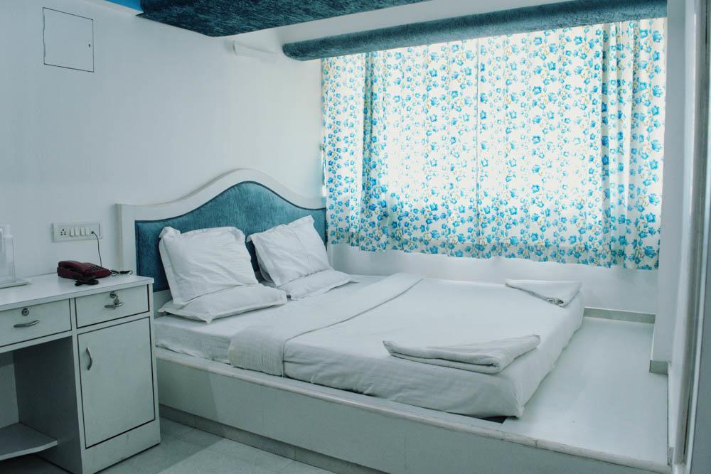 Hotel Imperial Executive, Andheri Mumbai Ngoại thất bức ảnh