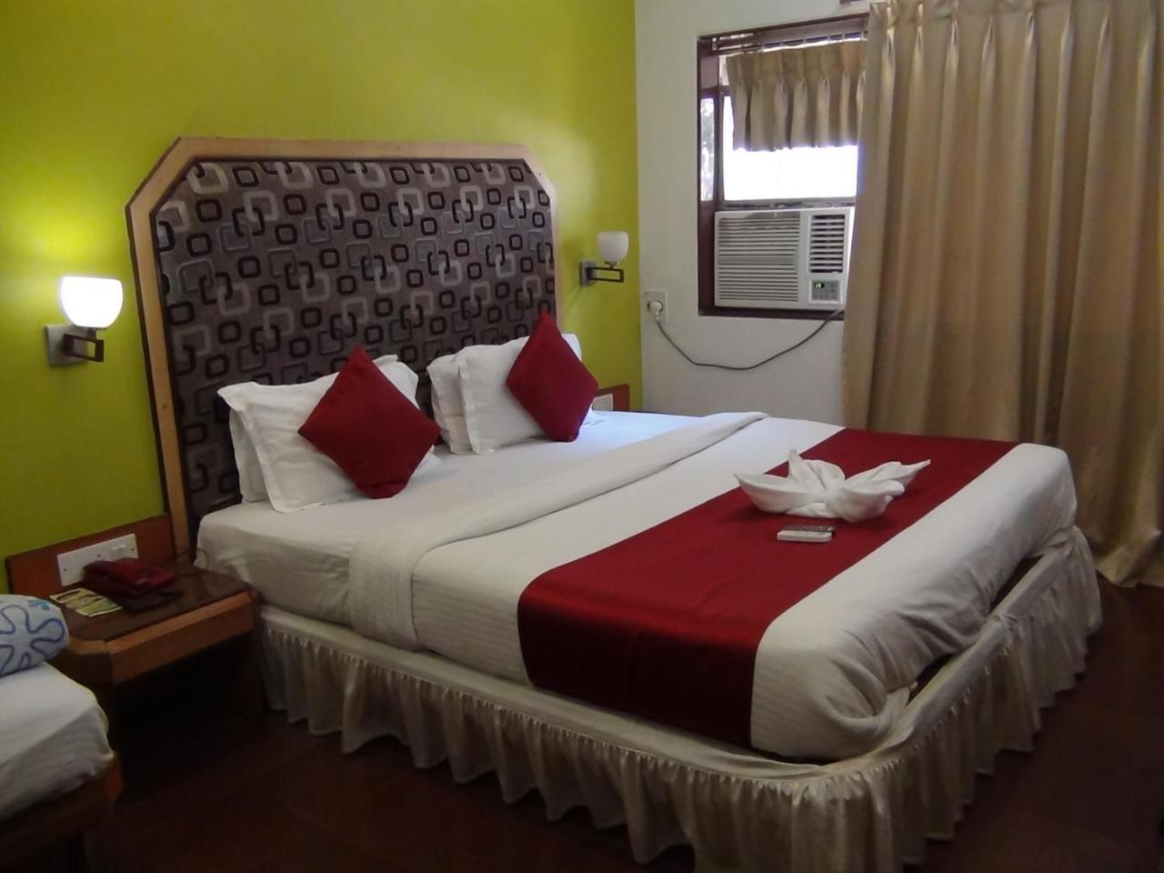 Hotel Imperial Executive, Andheri Mumbai Ngoại thất bức ảnh
