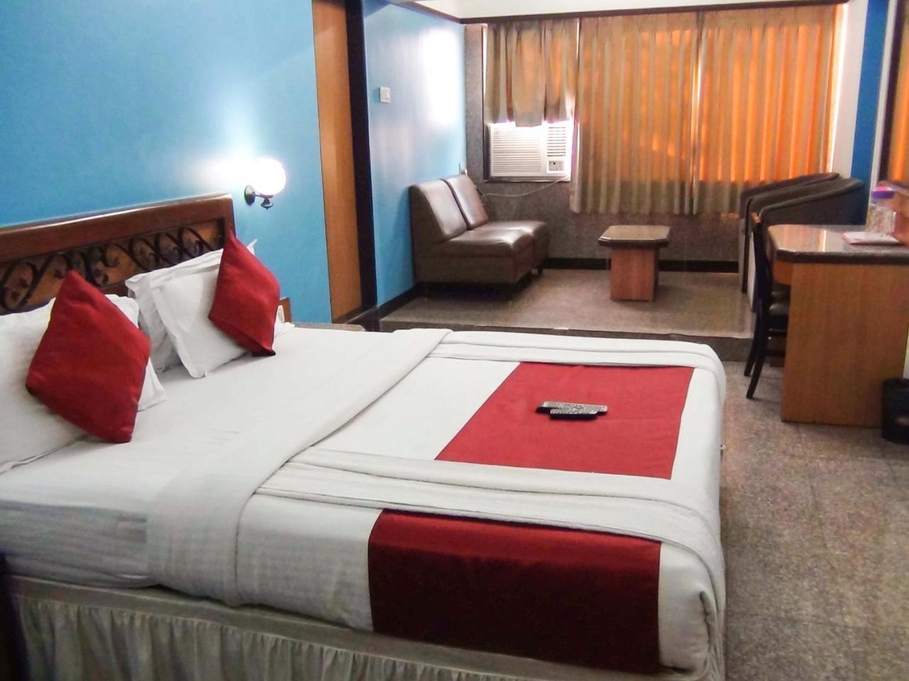 Hotel Imperial Executive, Andheri Mumbai Ngoại thất bức ảnh