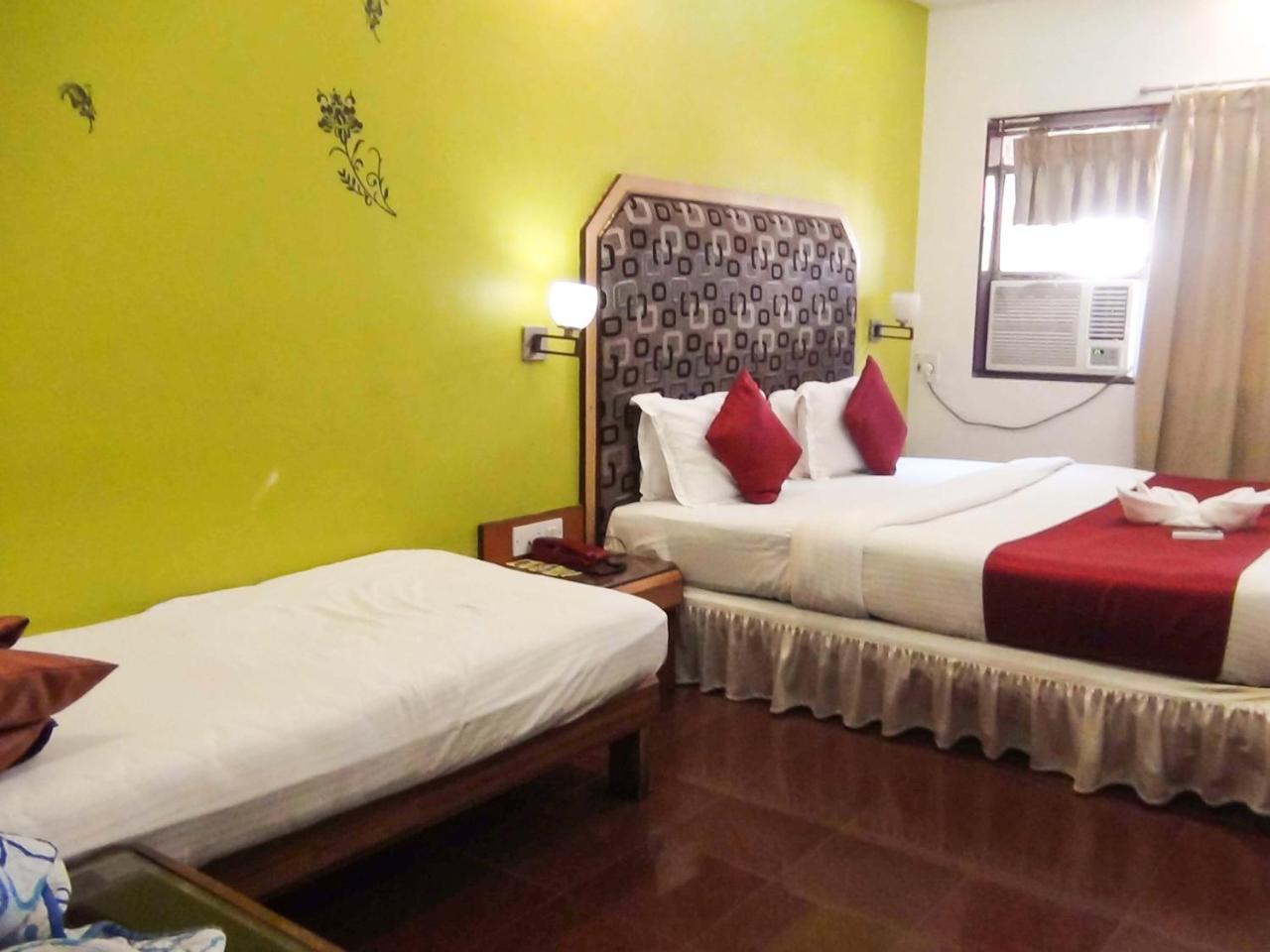 Hotel Imperial Executive, Andheri Mumbai Ngoại thất bức ảnh