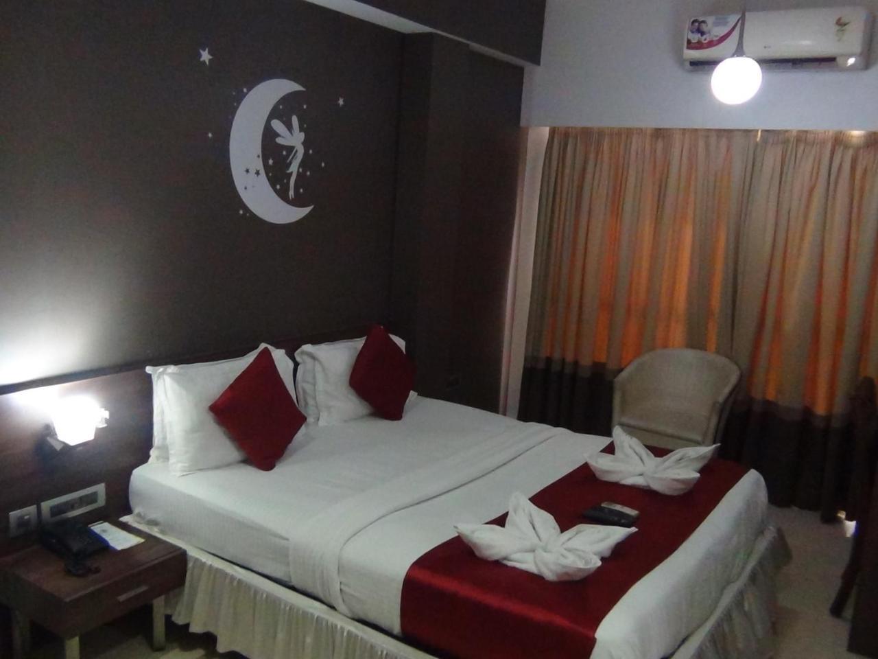 Hotel Imperial Executive, Andheri Mumbai Ngoại thất bức ảnh