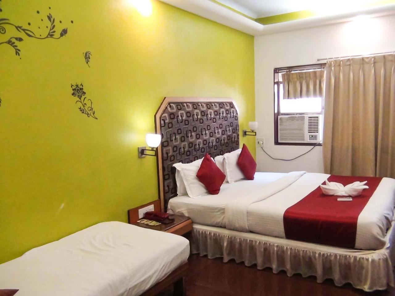 Hotel Imperial Executive, Andheri Mumbai Ngoại thất bức ảnh